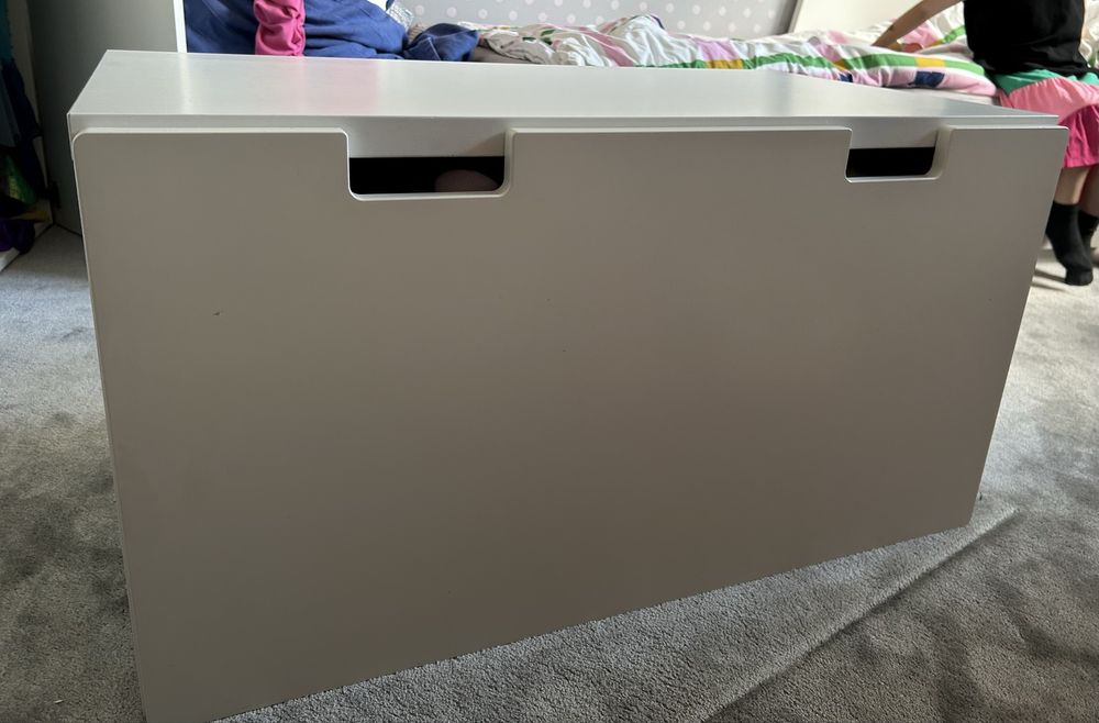 Smastad lawka z pojemnikiem na zabawki ikea komoda skrzynia