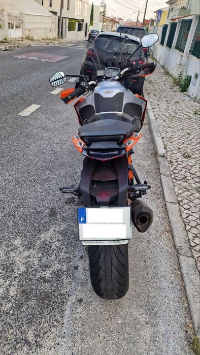KTM 1290 Superduke GT 2017 [com malas]
