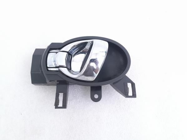 Puxador interior porta trás esquerdo NISSAN Juke (F15)