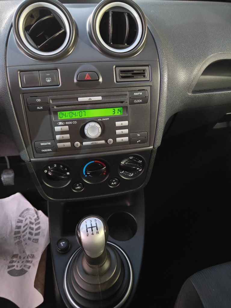 TOP TOP TOP FORD Fiesta