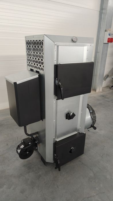 Koza warsztatowa piec na olej drewno nadmuchowy nagrzewnica 30kw 2025