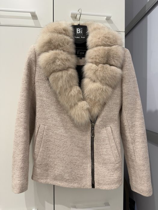 Пальто с мехом песца
