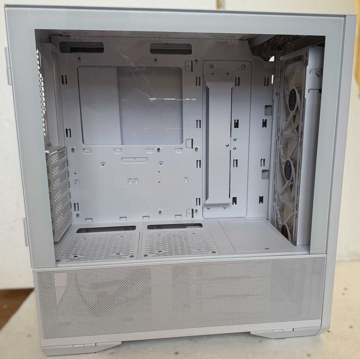 Obudowa Lian Li LANCOOL II Mesh C RGB Biała