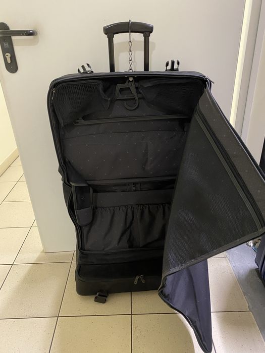 Samsonite garderoba na kółkach duża walizka torba podróżna