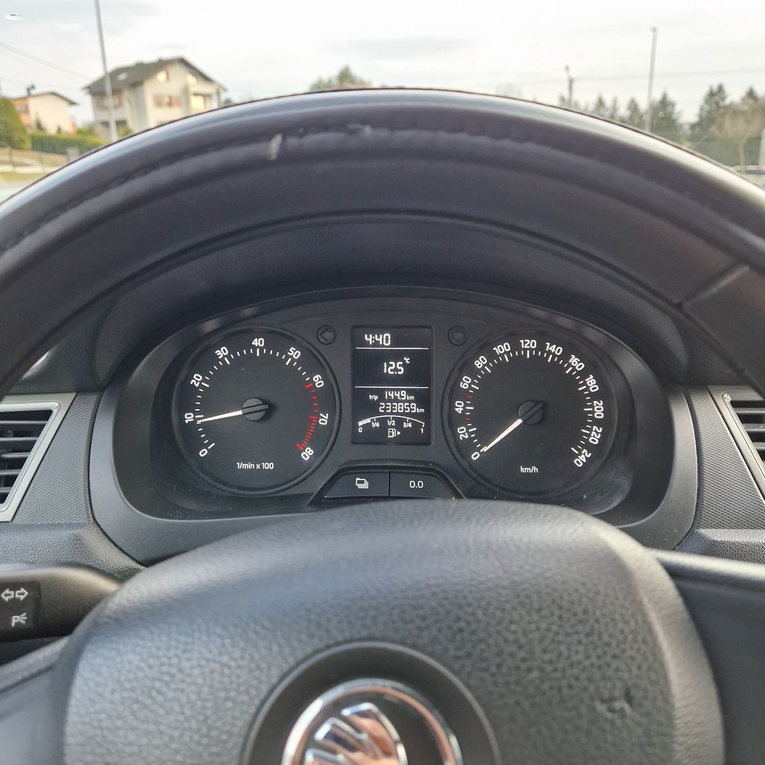 Skoda rapid 1.2 lpg