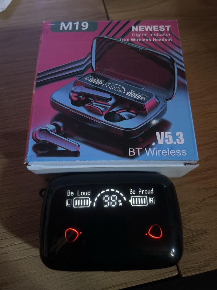 M19 TWS (True Wireless Stereo)