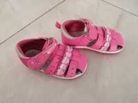 Różowe sandałki dla dziewczynki rozmiar 22