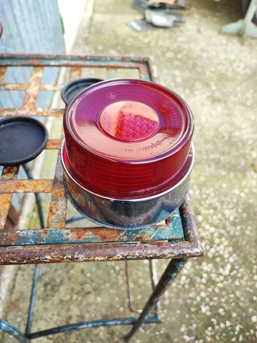 Ford Taunus 17M (P3) Sedan e Coupé Farolim