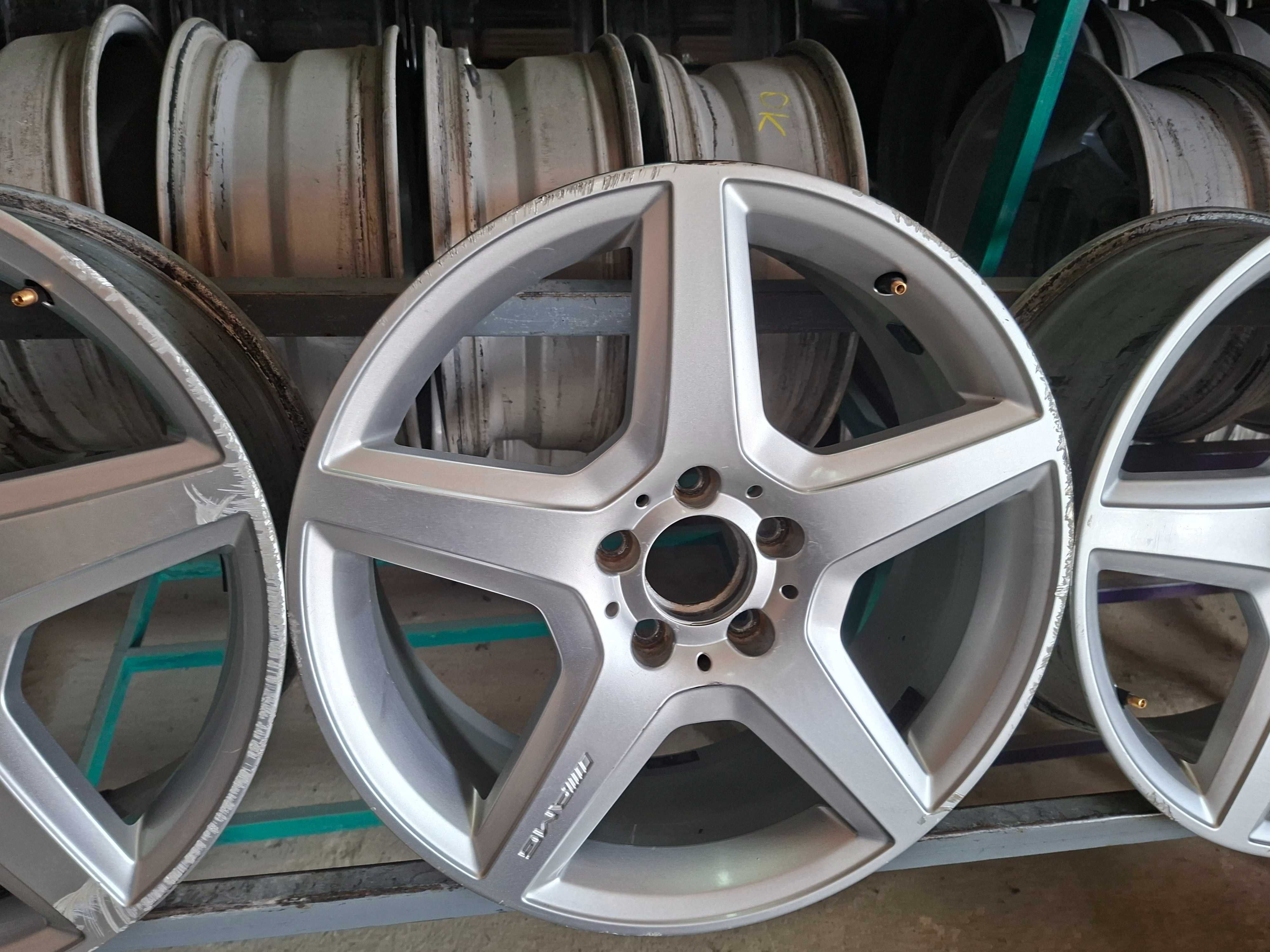 Оригінальні диски A-169 401 1602 Mercedes AMG  5/112 R17 7J EТ49.