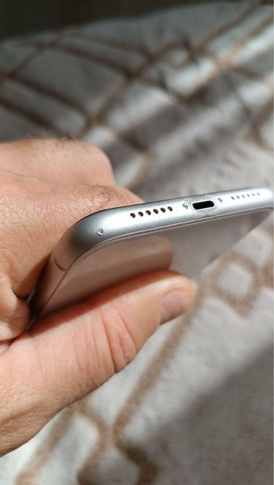 iPhone XR Neverlock 64
