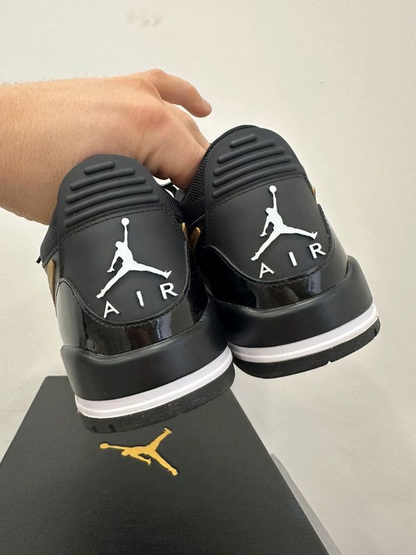 Nike Air Jordan Legacy 312 LOW rozmiar 44 1/2