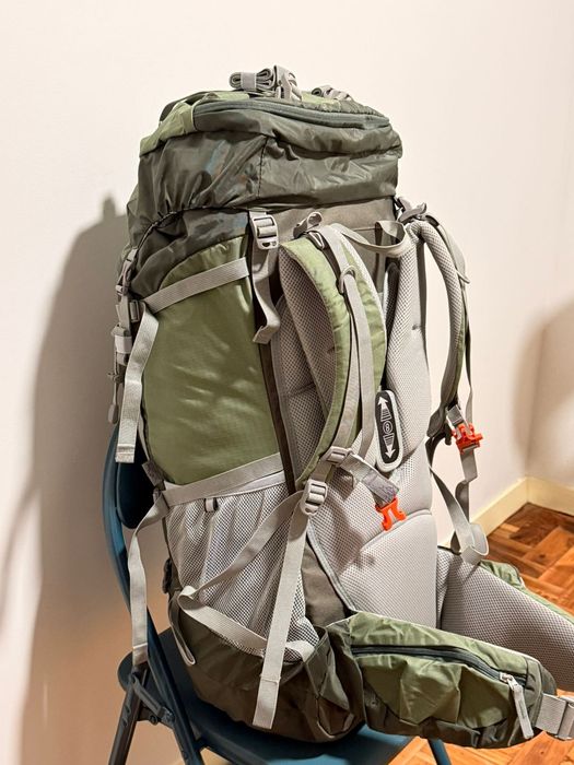 Mochila trekking 70L