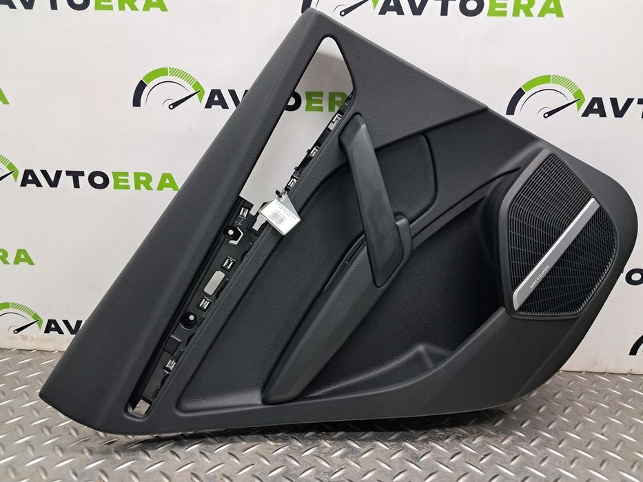 Обшивка двери карта дверная задняя левая AUDI Q5 80A 80A867303ABWFA