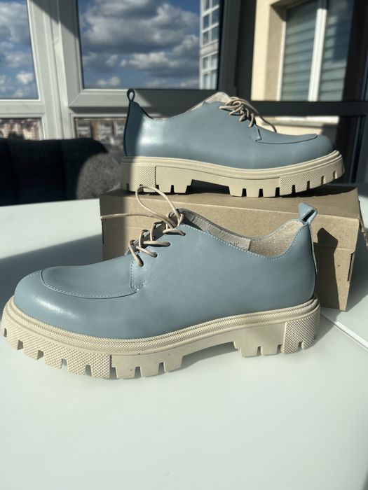 Туфлі (дербі) українського бренду