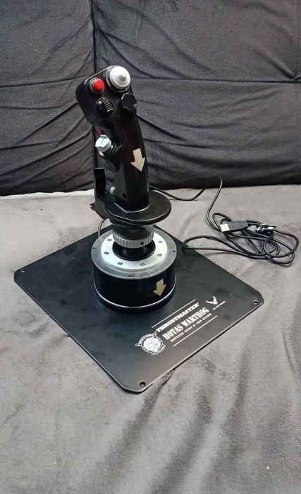 Joystick Thrustmaster HOTAS Warthog FLight Stick do PC Przewodowy
