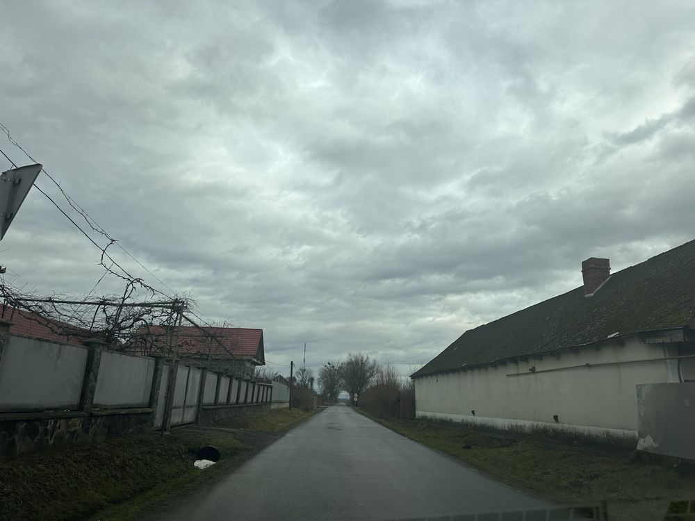 Земля під будівництво, підходить під склади, виробництво і так далі.