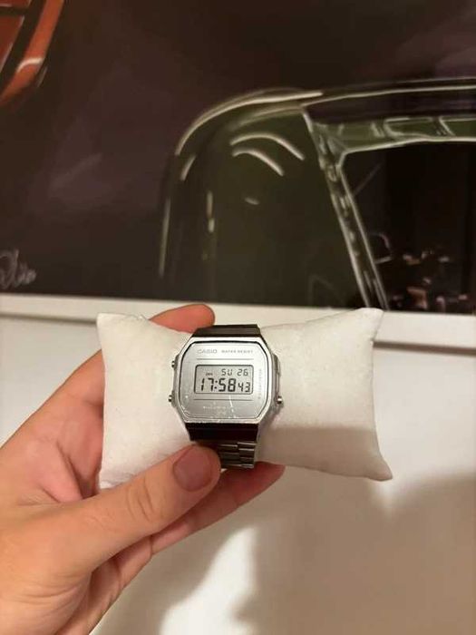 Zegarek Casio retro silver quartz