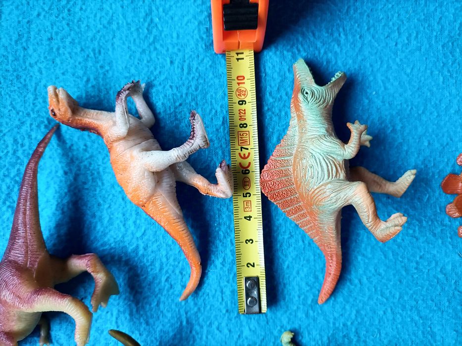 Lote de 14 dinossauros