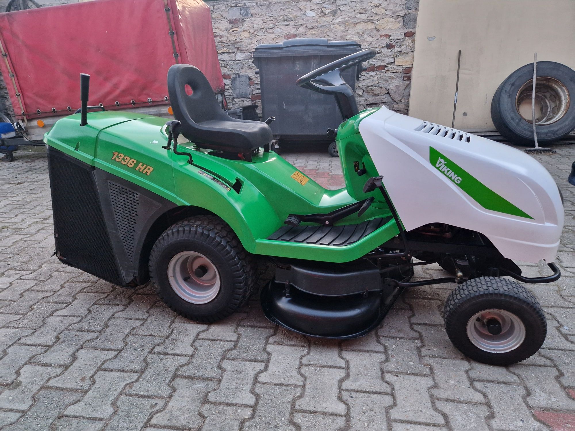 Traktorek kosiarka Viking (stihl)ze koszem automat bdb stan