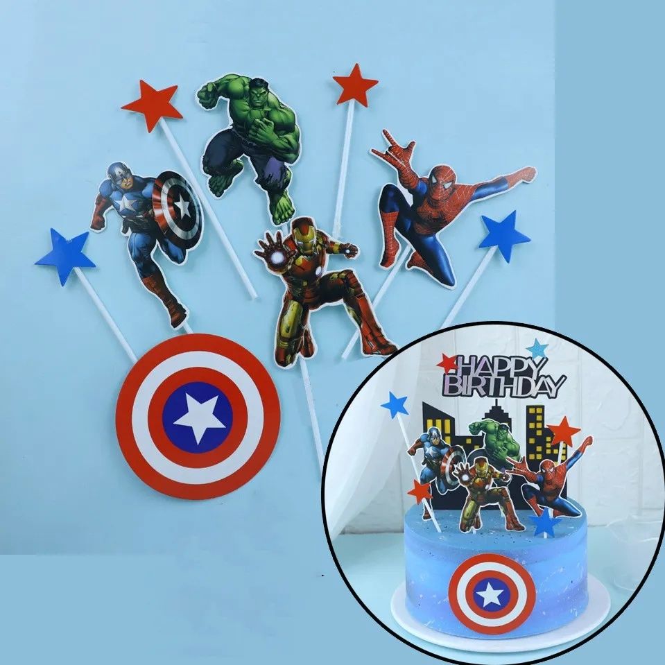 Topper  AVENGERS 11szt na tort urodzinowy.