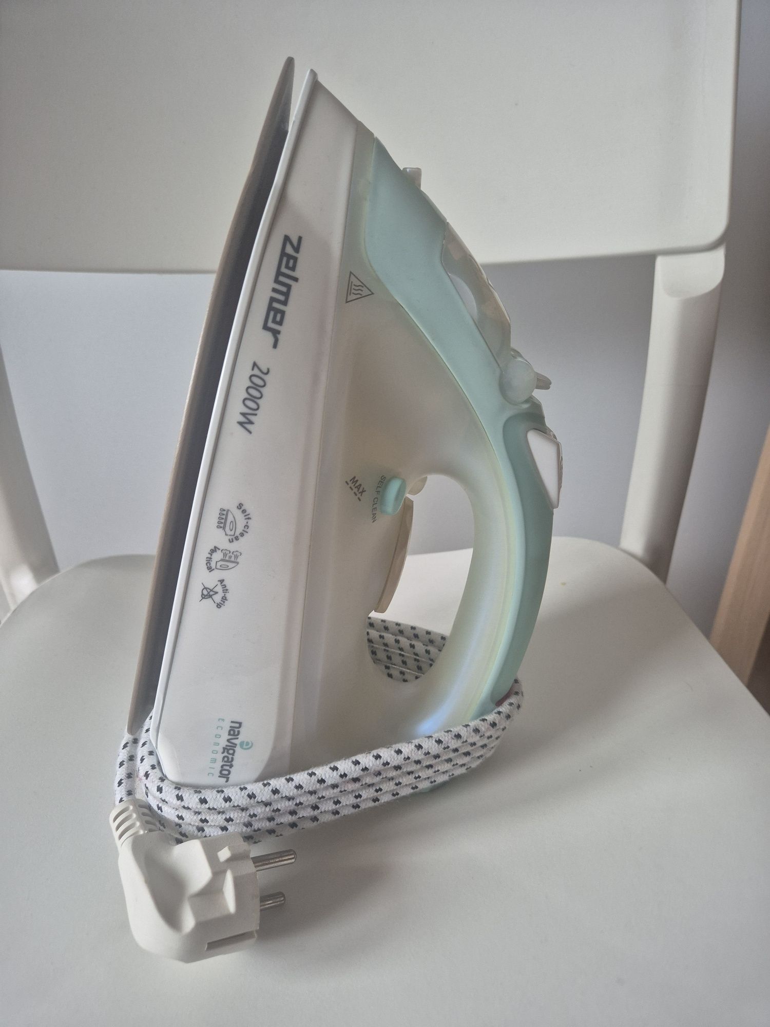 Żelazko Zelmer Navigator 2000 w