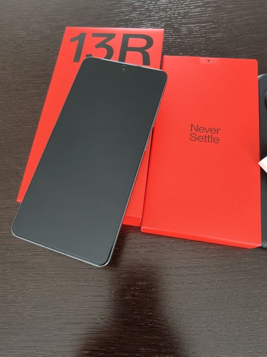 Oneplus 13R 4 miesięczny