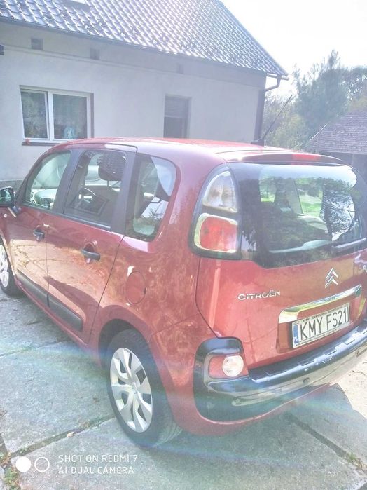 Sprzedam samochód osobowy Citroen C 3 Picasso.