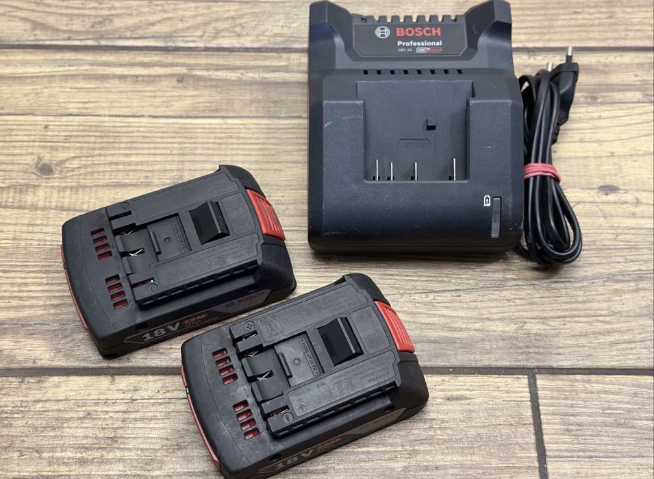 [Zestaw] Ładowarka BOSCH GAL 18V-20 | 2x bateria 18V 2Ah