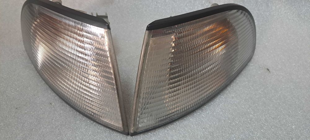 Kierunkowskaz Audi A4 B5 VALEO oryginał