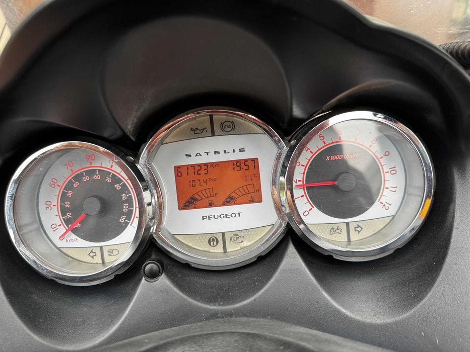 Peugeot satelis 125 compresor