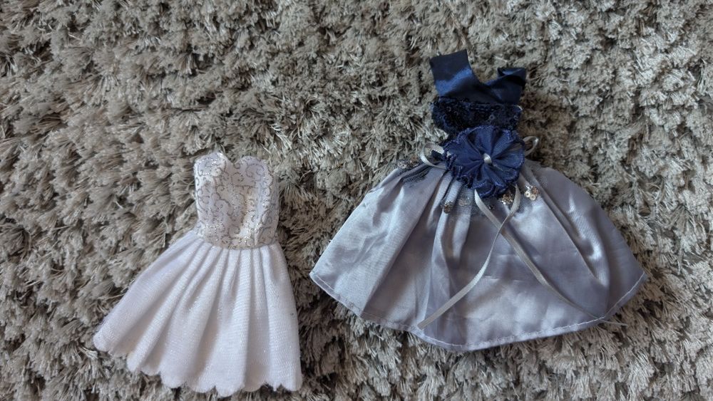 Сукні для ляльки барбі