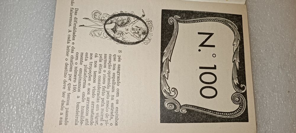 2 antigos livros BD crônica alegre e o mundo ri