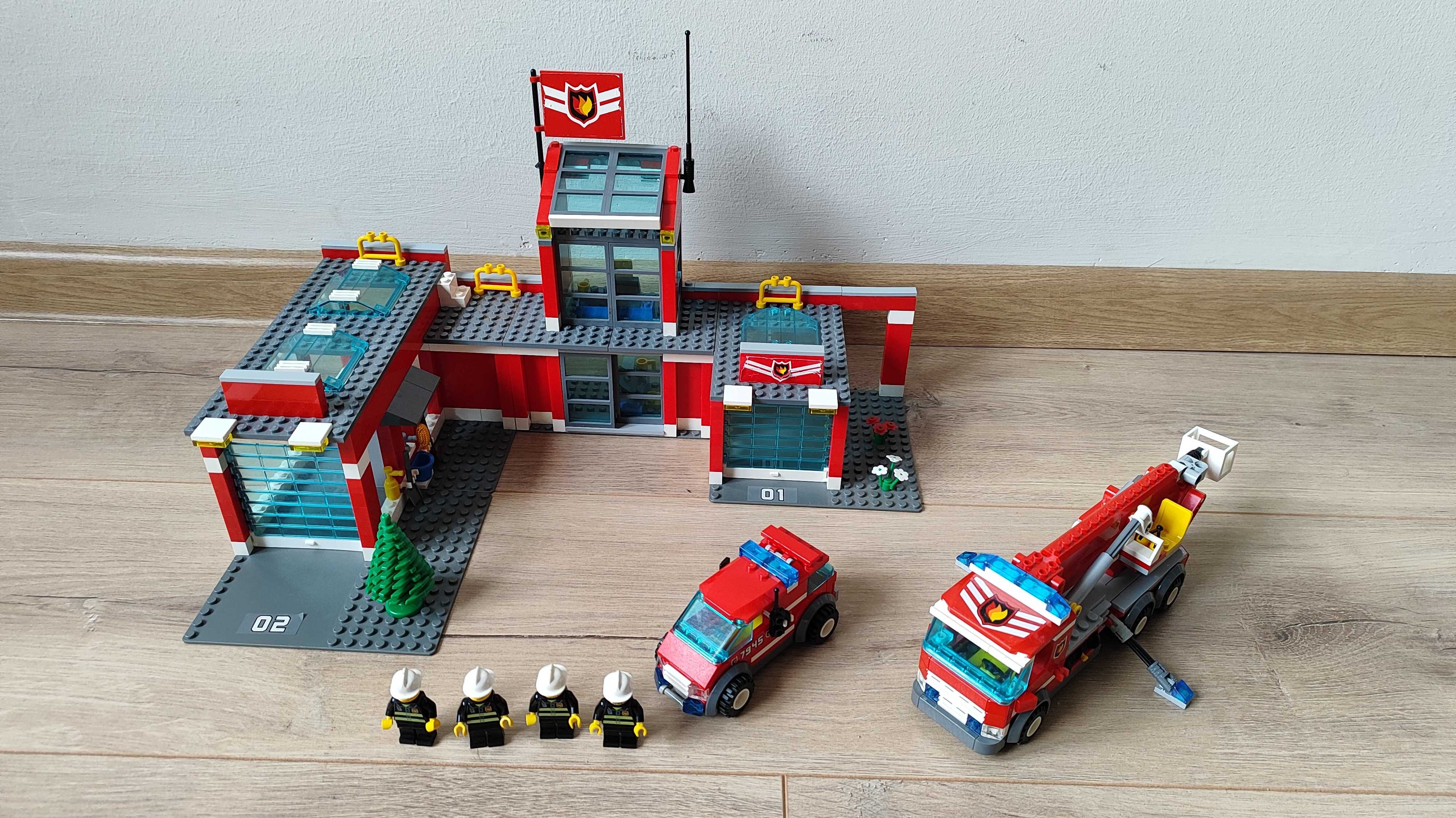 Lego City 7945 Remiza strażacka Straż Pożarna z figurkami autami