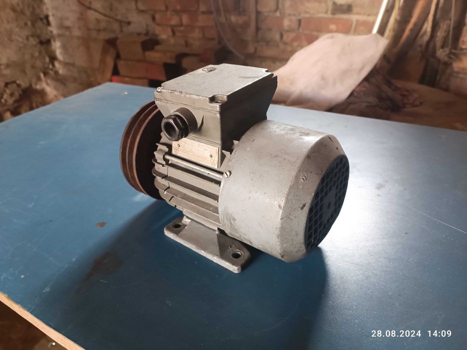 Silnik elektryczny 0,34kW 1380obr. 3fazowy