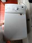 Продам на запчастини пральну машину whirlpool