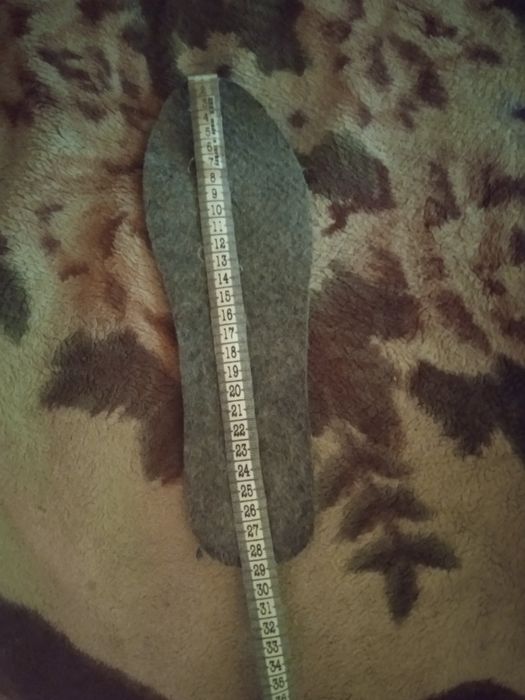 Продам Берці, натуральна кожа, є невеликі сліди використання!