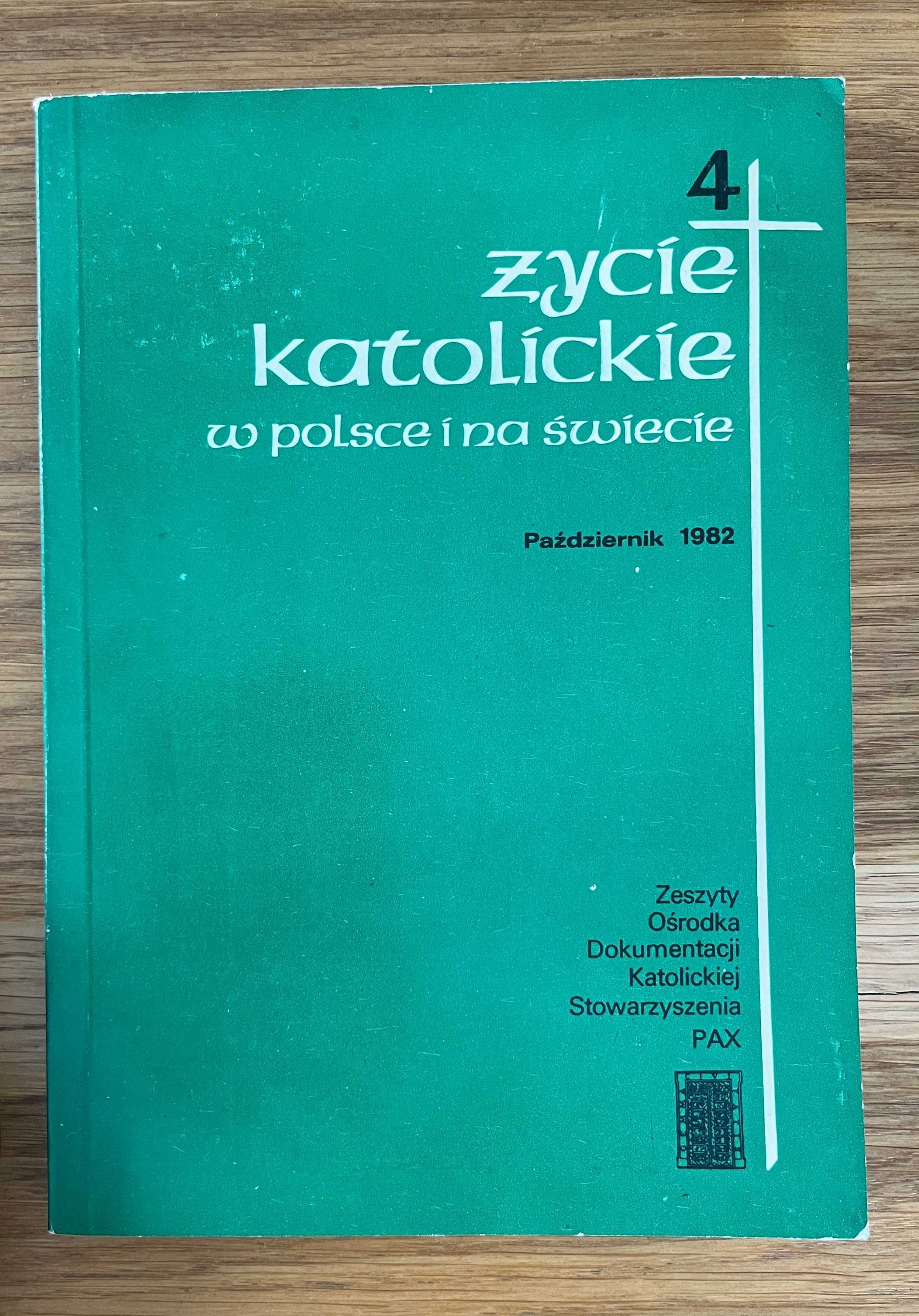 ŻYCIE KATOLICKIE w Polsce i na świecie katolicyzm religia 1982 6 tomów