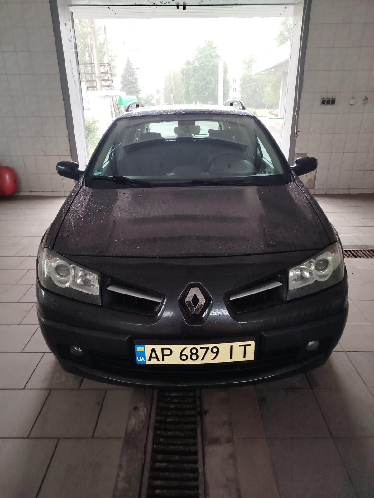 Рено меган RENAULT MEGANE універсал 2009 рік 1,6 см3 бензин