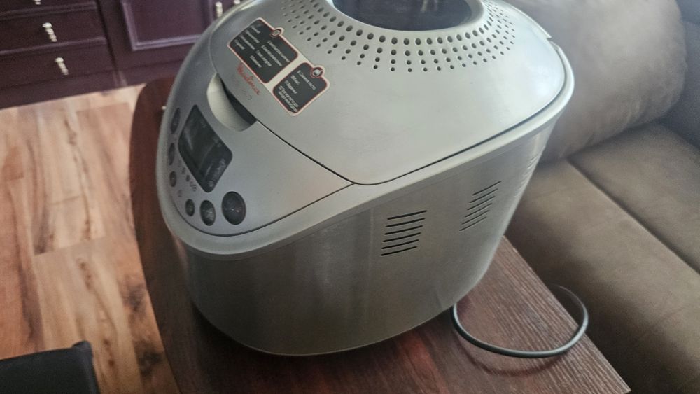 Хлебопечка ,Moulinex Serie-B06