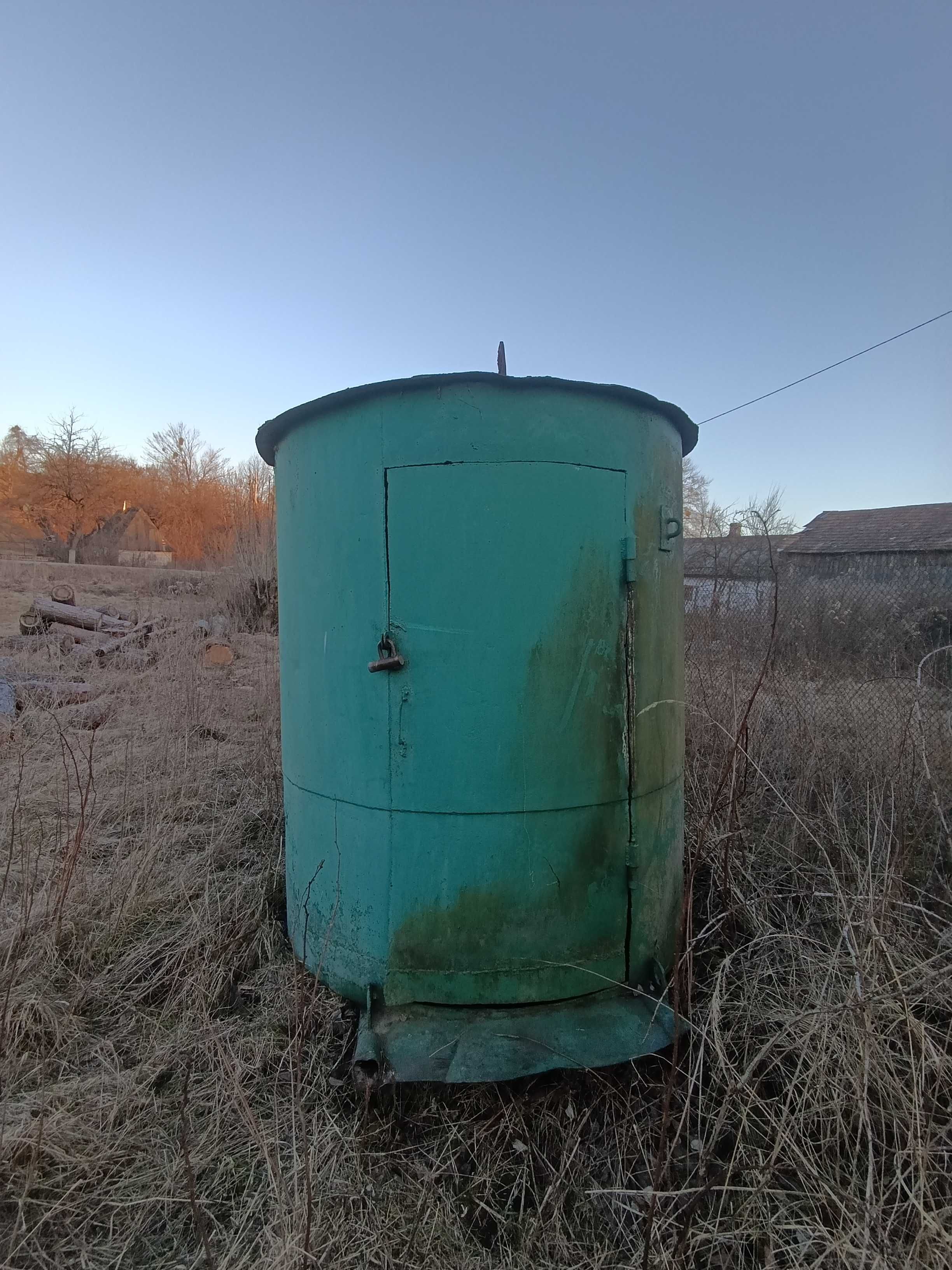 Бочка під інвентар