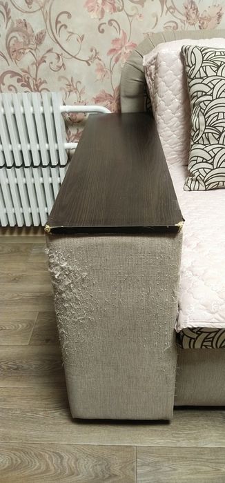 Диван б/у  в хорошем состоянии