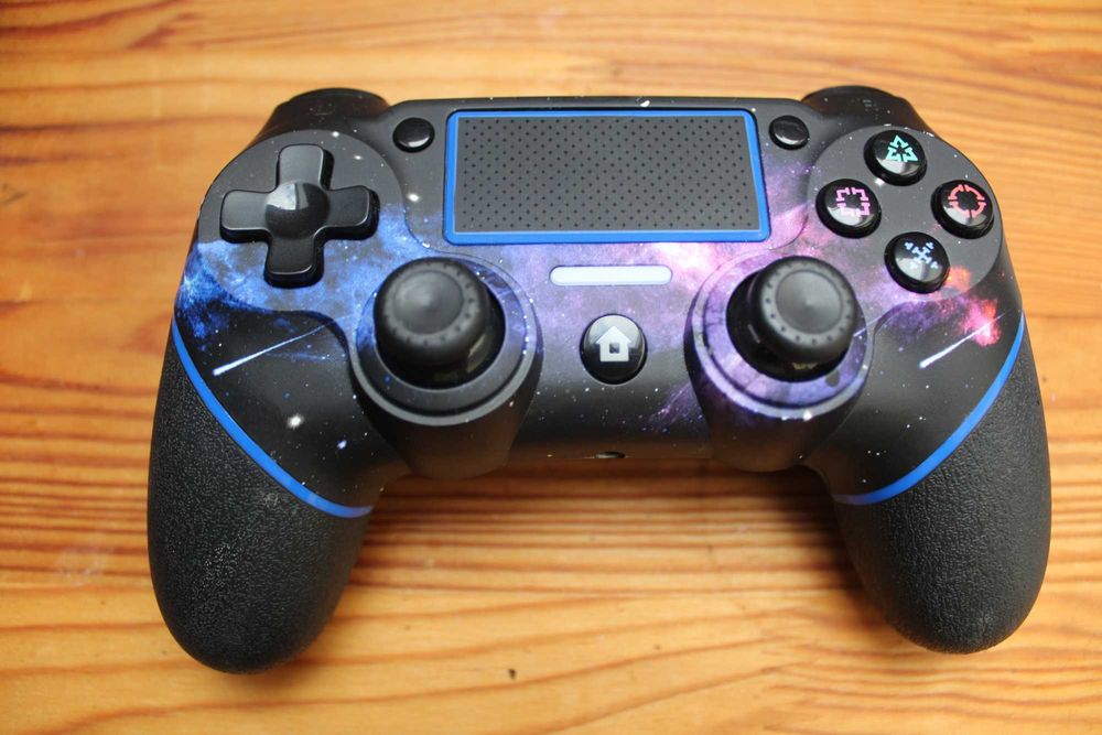 PlayStation 4 fat 500gb + nieoryginalny pad, nie czyta Blu-ray