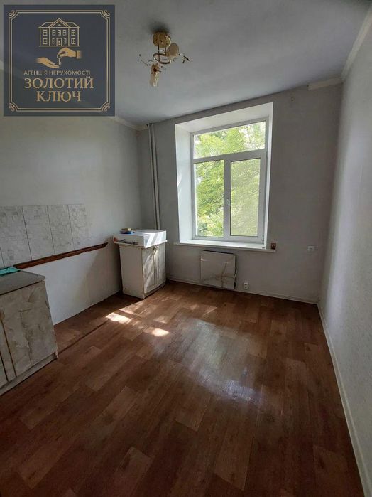 Продається 1 кімнатна квартира в Кропивницькому