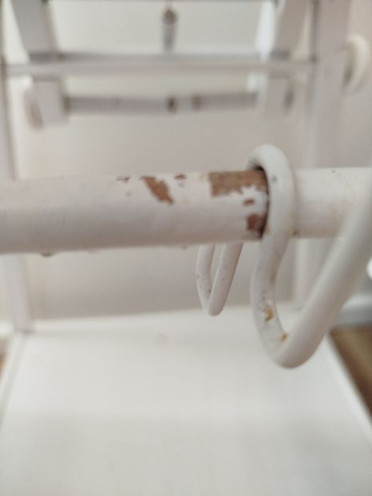 Fotelik drewniany do karmienia