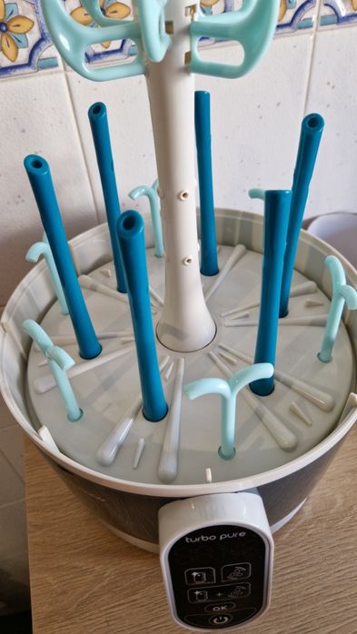 Esterilizador e secador de biberões