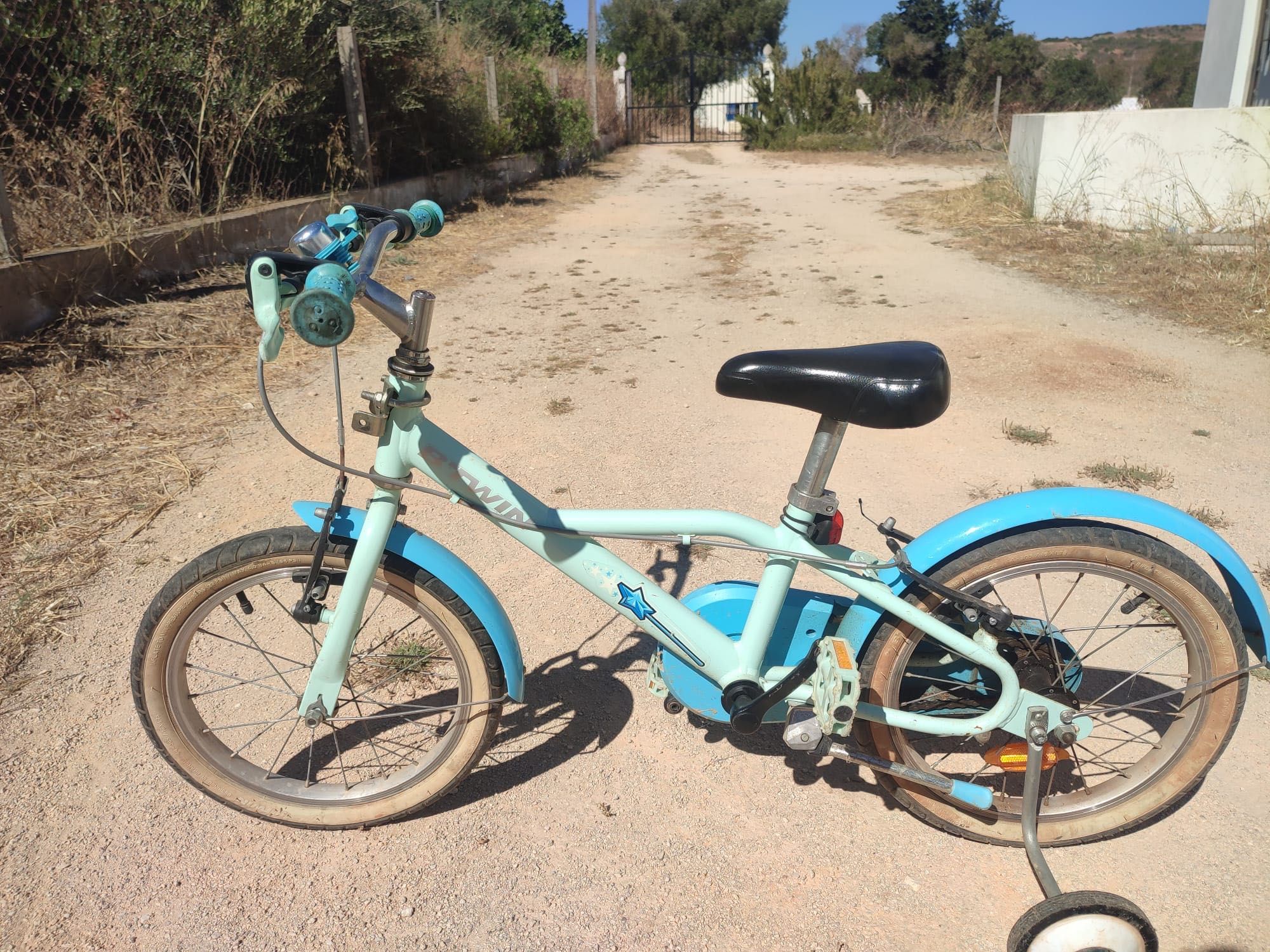 Bicicleta Criança BTWIN (4 aos 8 anos)