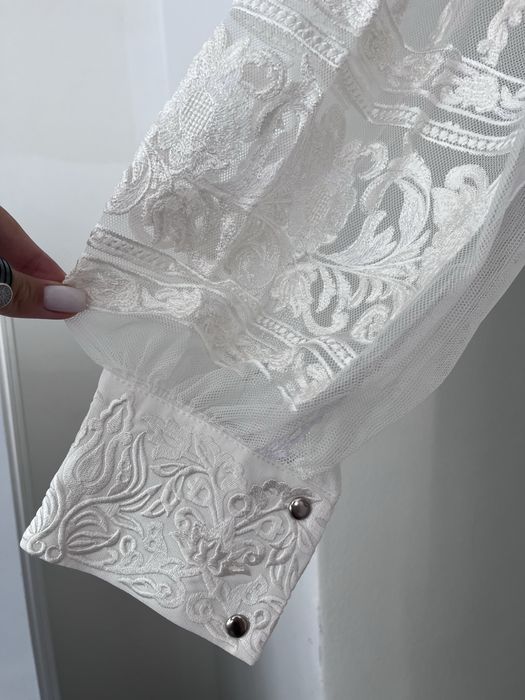 Сукня вишивана жіноча на свята