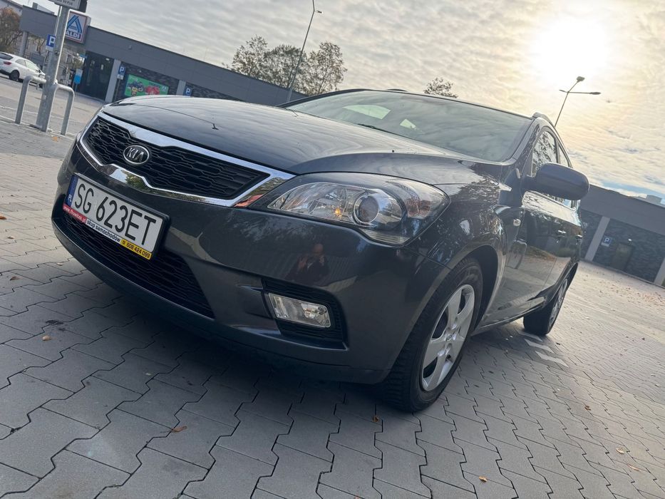 Kia Ceed Świeżo sprowadzony!Bezwypadkowy!Pisemna gwarancja przebiegu!