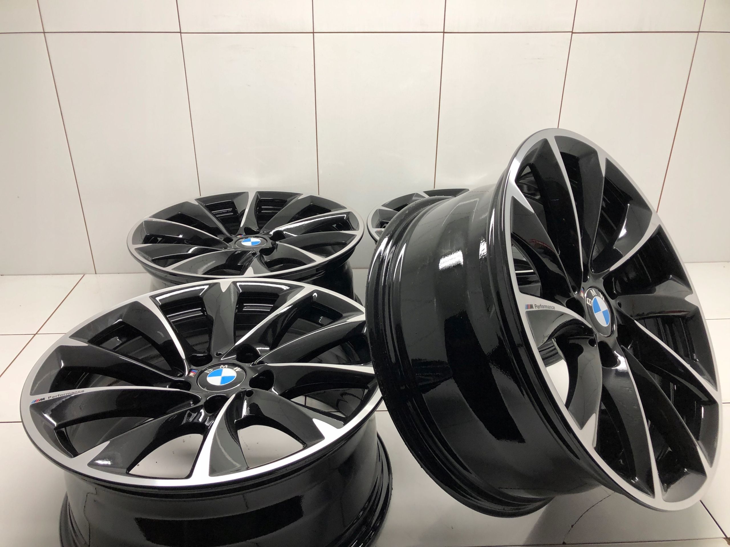 Felgi 18 BMW F30 F25 X1 E90 m Pakiet 8 et34