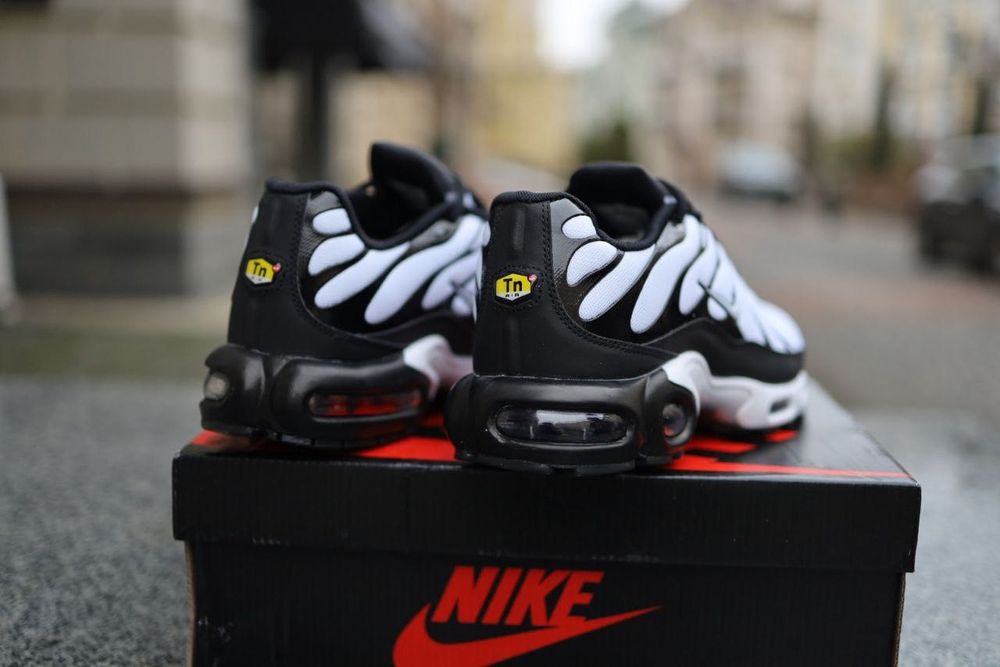РОЗПРОДАЖ! Кросівки Nike Air Max Plus TN 40 40.5 41 42 43 44 45 46